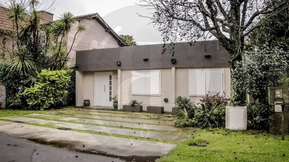 3 bedrooms House in Escobar, Argentina No. 55847