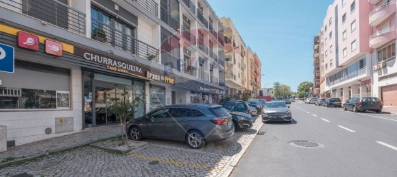 Gewerbliche Immobilie in Loures, Portugal 129m², Nr. 70409 3