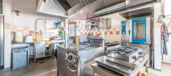 Gewerbliche Immobilie in Loures, Portugal 129m², Nr. 70409 20