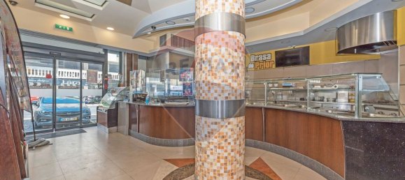 Gewerbliche Immobilie in Loures, Portugal 129m², Nr. 70409 11