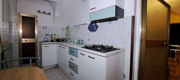 3 rooms Apartment in Chieti, Italy No. 41824 9