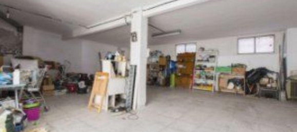 202m² Commercial property in Madrid, Spain No. 65007 18