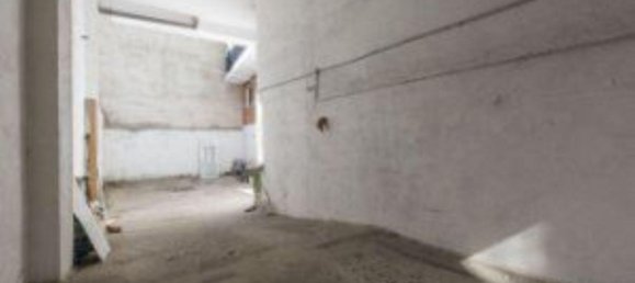 202m² Commercial property in Madrid, Spain No. 65007 8