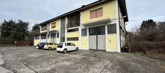 Lagerhaus in Urgnano, Italy 375m², Nr. 372443 2