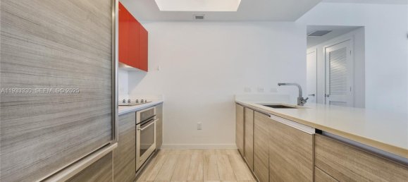 2 dormitorios propiedad comercial en venta en Miami, Miami-Dade, Florida, USA № 614638 24