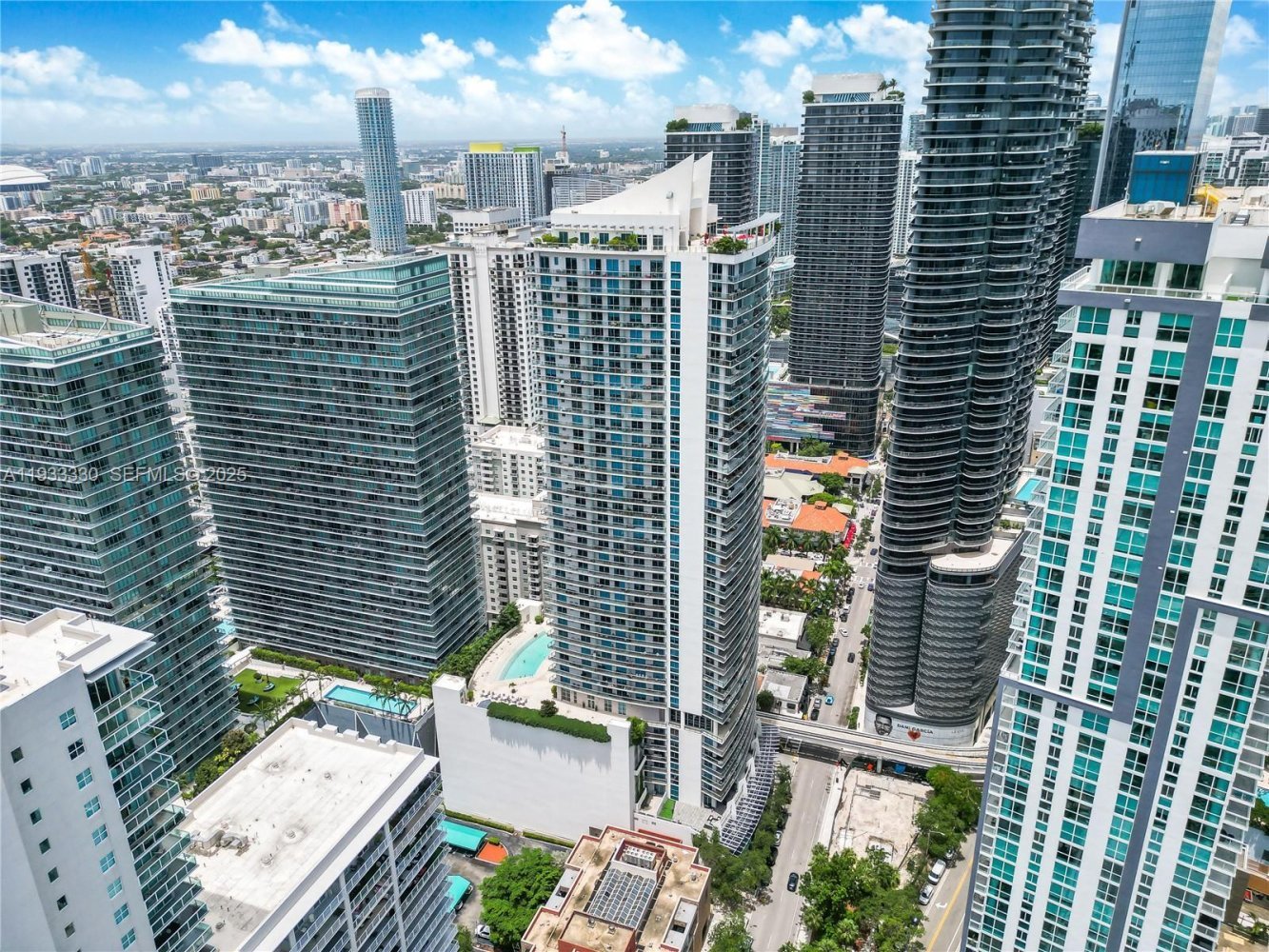2 dormitorios propiedad comercial en venta en Miami, Miami-Dade, Florida, USA № 614638