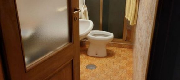 8 rooms House in Trofarello, Italy No. 269007 13