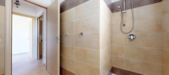 3 Schlafzimmer Wohnung in Riccione, Italy, Nr. 319344 15