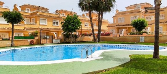 Таунхаус с 4 спальнями в Аликанте, Испания № 190728 2