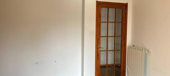 4-salle Appartement à Trieste, Italy No. 36772 32