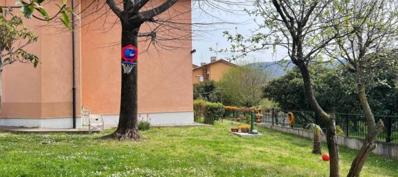 4-salle Appartement à Trieste, Italy No. 36772 38