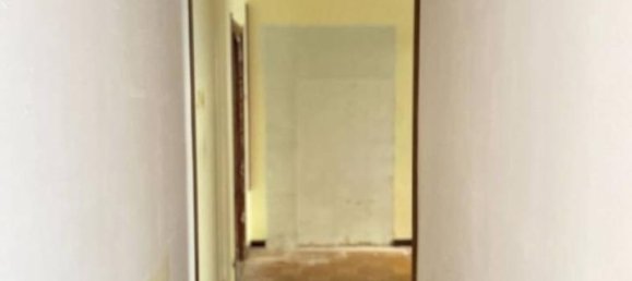 4-salle Appartement à Trieste, Italy No. 36772 9