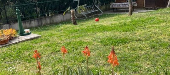 4-salle Appartement à Trieste, Italy No. 36772 25