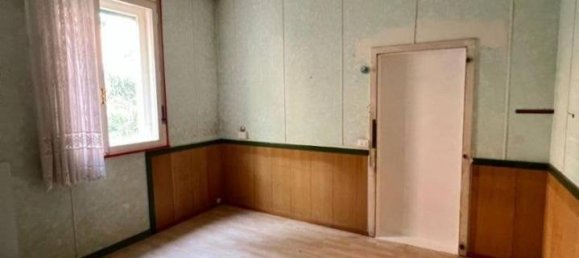 4-salle Appartement à Trieste, Italy No. 36772 30