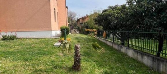 4-salle Appartement à Trieste, Italy No. 36772 40