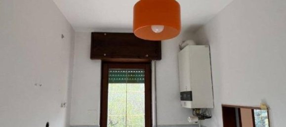 4-salle Appartement à Trieste, Italy No. 36772 11