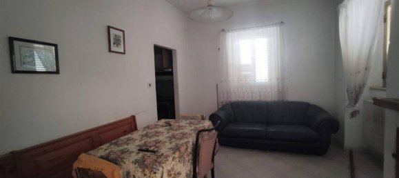 Casa de 6 habitaciónes en Arielli, Italy No. 17666 4