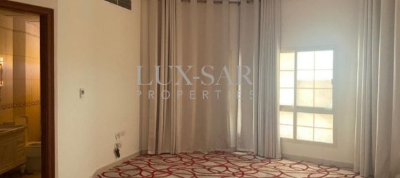 6 bedrooms Villa in Dubai, UAE No. 6352 14