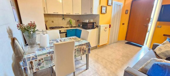 2-salle Appartement à Nettuno, Italy No. 141806 2