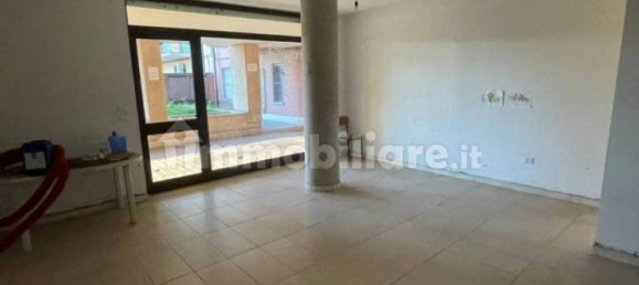 2-salle Propriété commerciale à Moncalieri, Italy No. 139400 3