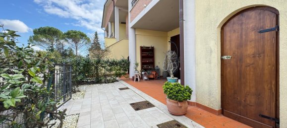 Квартира с 2 комнатами в Корчано, Италия № 47028 5