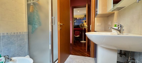 Квартира с 2 комнатами в Корчано, Италия № 47028 18