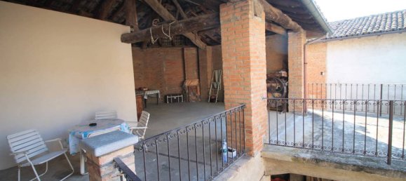 5 bedrooms House in Mombaruzzo, Italy No. 261449 12