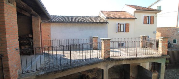 5 bedrooms House in Mombaruzzo, Italy No. 261449 15