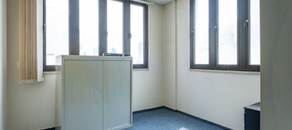 Gewerbliche Immobilie in Nicosia, Cyprus 1060m², Nr. 24533 3