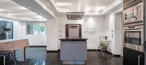 Casa de 3 dormitorios en Funchal, Portugal No. 134495 2