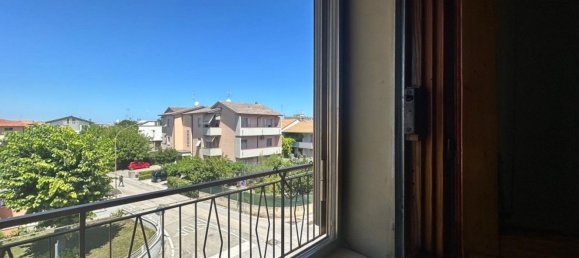 4 rooms Apartment in Mondolfo, Italy No. 278813 10