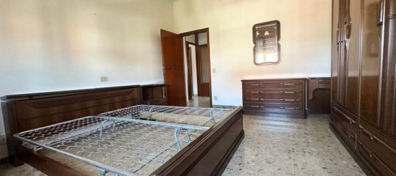 4 rooms Apartment in Mondolfo, Italy No. 278813 3