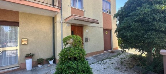 4 rooms Apartment in Mondolfo, Italy No. 278813 18