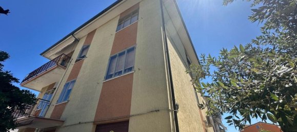 4 rooms Apartment in Mondolfo, Italy No. 278813 27