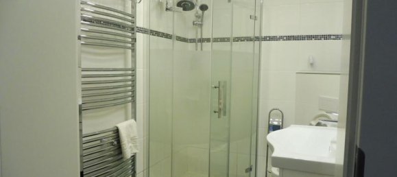 Коммерческая недвижимость с 6 спальнями в Передняя Померания-Рюген, Германия № 140207 16