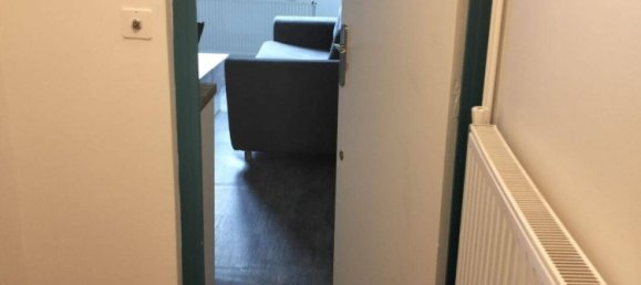 Studio in La Celle-Saint-Cloud, France, Nr. 326554 9