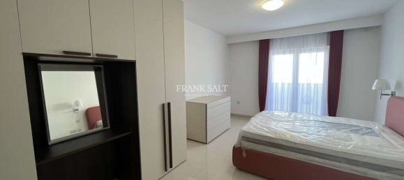 3 bedrooms Penthouse in Mosta, Malta No. 10398 16