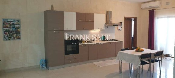 3 Schlafzimmer Maisonette-Wohnung in Nadur, Malta, Nr. 5536 2