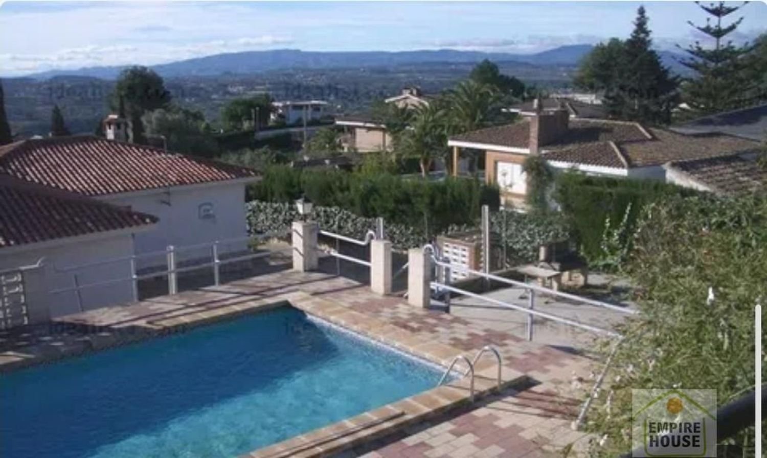 6 bedrooms Villa in Torrent, Spain No. 260543