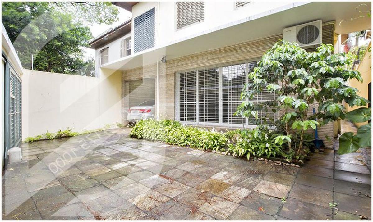 Дом с 3 спальнями в Сан-Паулу, Бразилия № 568413