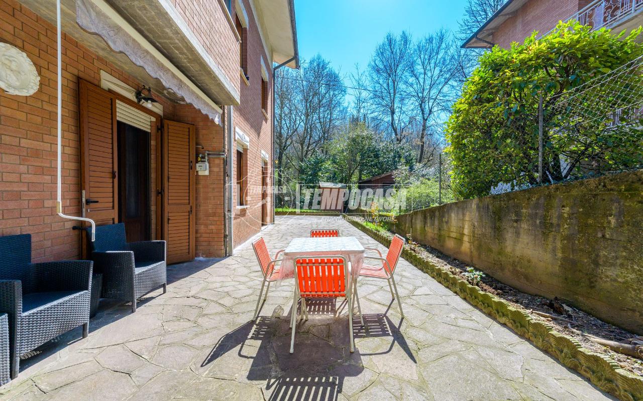 Квартира с 4 комнатами в Маранелло, Италия № 15085