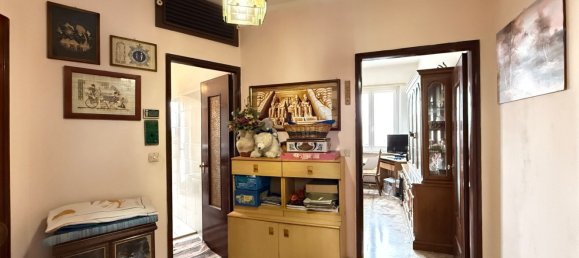 2 Schlafzimmer Wohnung in Turin, Italy, Nr. 326806 9