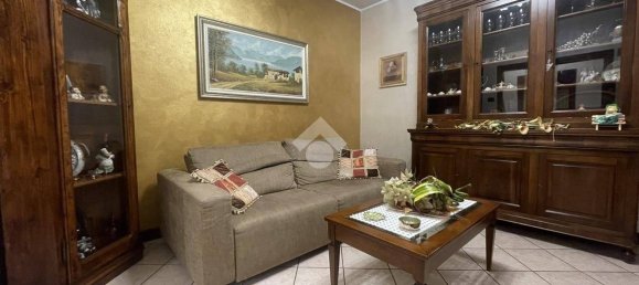 5 bedrooms Villa in Noceto, Italy No. 173640 6
