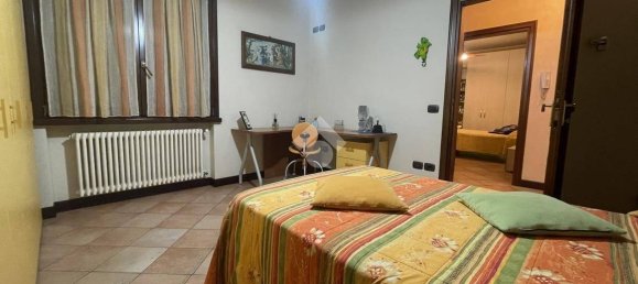 5 bedrooms Villa in Noceto, Italy No. 173640 35