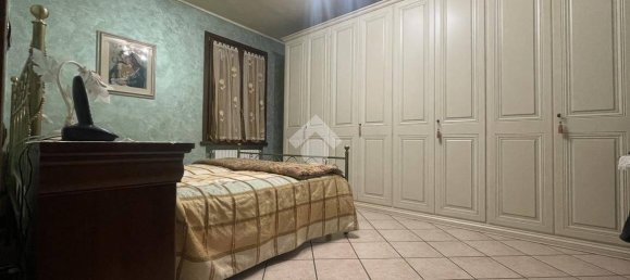 5 bedrooms Villa in Noceto, Italy No. 173640 12