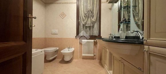 5 bedrooms Villa in Noceto, Italy No. 173640 23