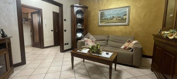 5 bedrooms Villa in Noceto, Italy No. 173640 7