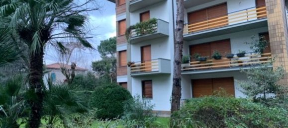 4غرفة شقة في Forte dei Marmi, Italy رقم 40682 3