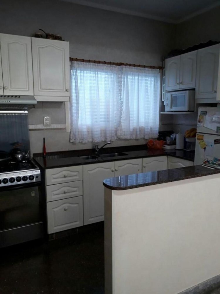 3 Schlafzimmer Haus in Ituzaingo, Argentina, Nr. 98721