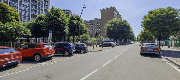 Apartamento de 3 habitaciónes en San Donato Milanese, Italy No. 4760 17